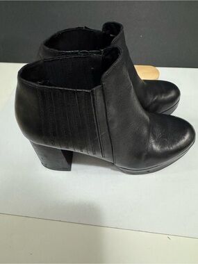 Eileen Fisher Bird Black Leather Platform Ankle Booties